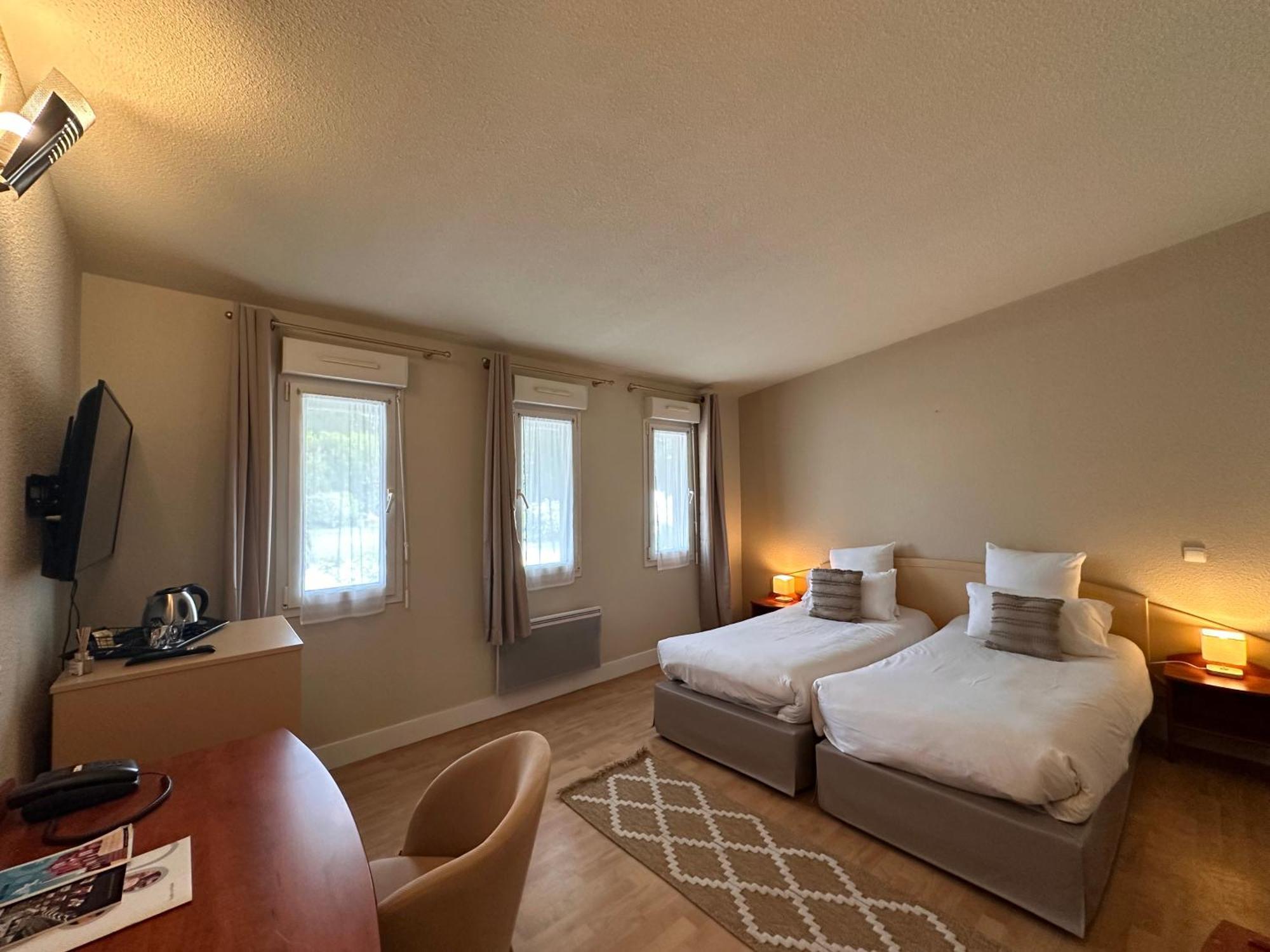 Changé Hotel - Domaine De La Blanchardiere - Le Mans מראה חיצוני תמונה