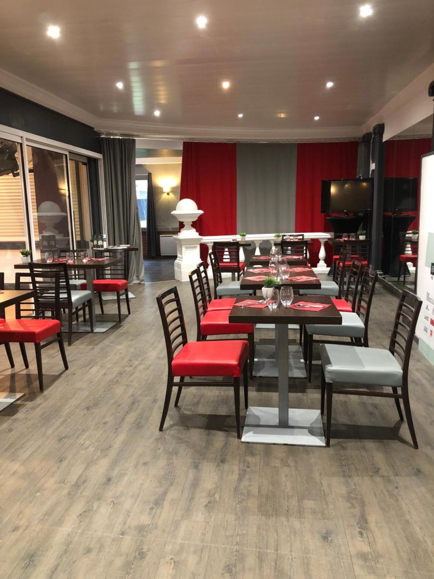 Changé Hotel - Domaine De La Blanchardiere - Le Mans מראה חיצוני תמונה