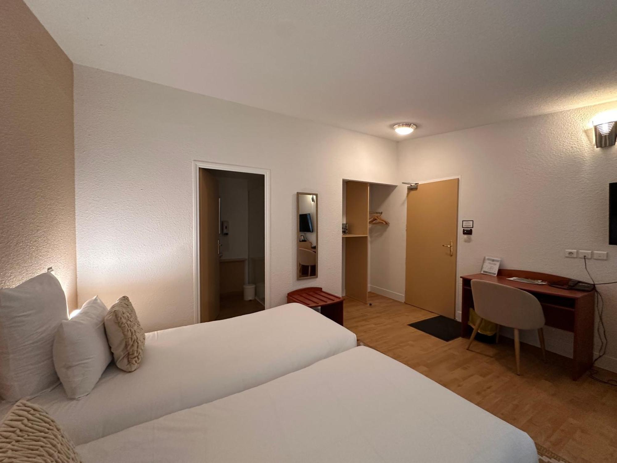 Changé Hotel - Domaine De La Blanchardiere - Le Mans מראה חיצוני תמונה